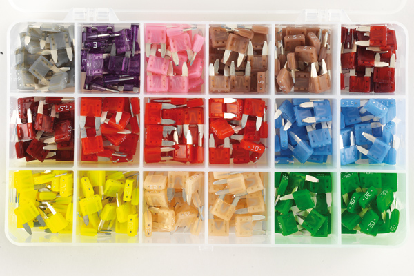 Купить Tesla FNMULTIBOX Предохранители плоские MINI в ассортименте MULTIBOX 360шт/упак.